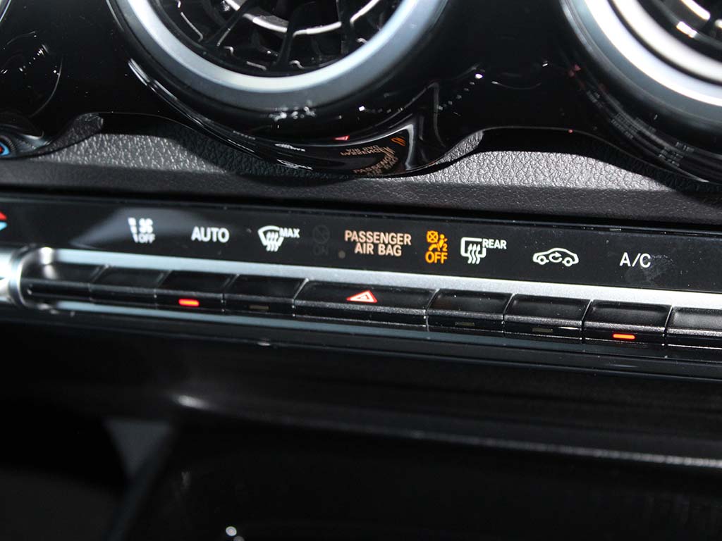 Used Mercedes-Benz GLB 2025 for sale - 76730776: Photo 9