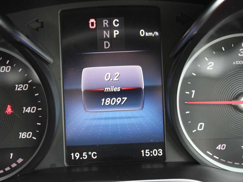 Used Mercedes-Benz V-Class 2024 for sale - 76111318: Photo 6