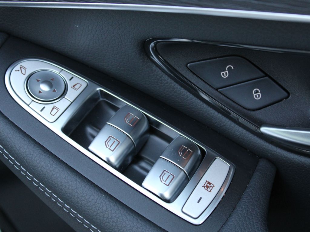 Used Mercedes-Benz GLC 2022 for sale - 76730726: Photo 16