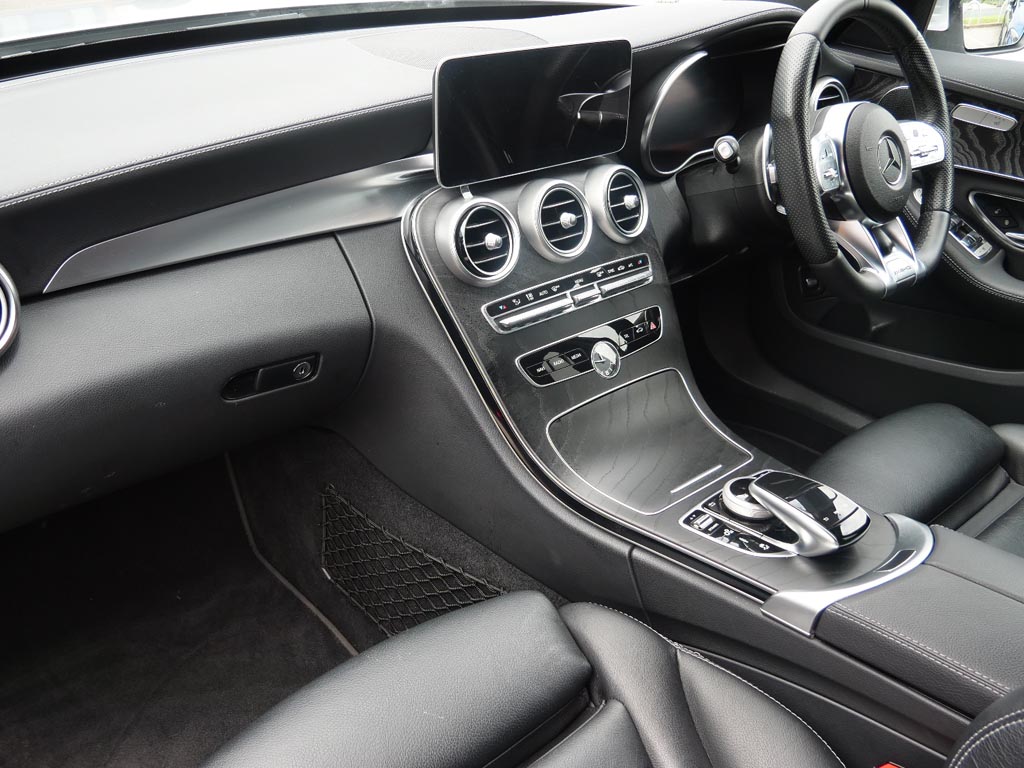 Used Mercedes-Benz C Class 2020 for sale - 76400285: Photo 3