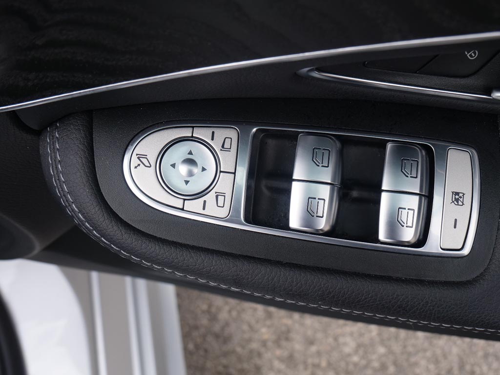 Used Mercedes-Benz C Class 2020 for sale - 76400285: Photo 33