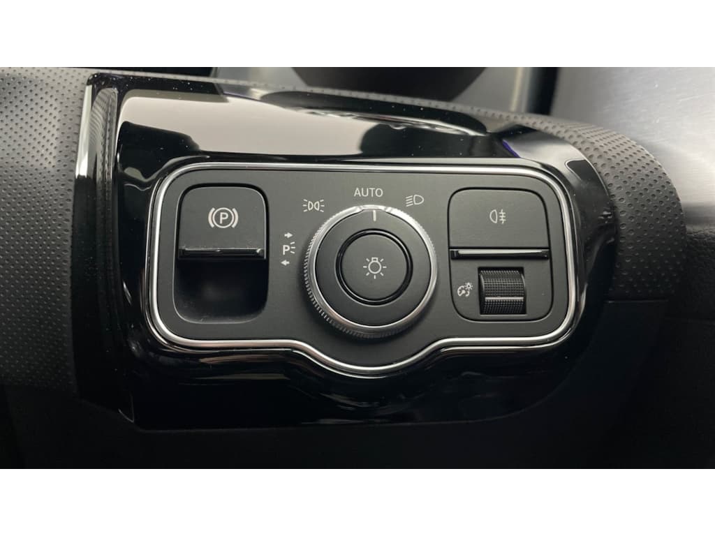 Used Mercedes-Benz A-Class 2022 for sale - 76338477: Photo 32