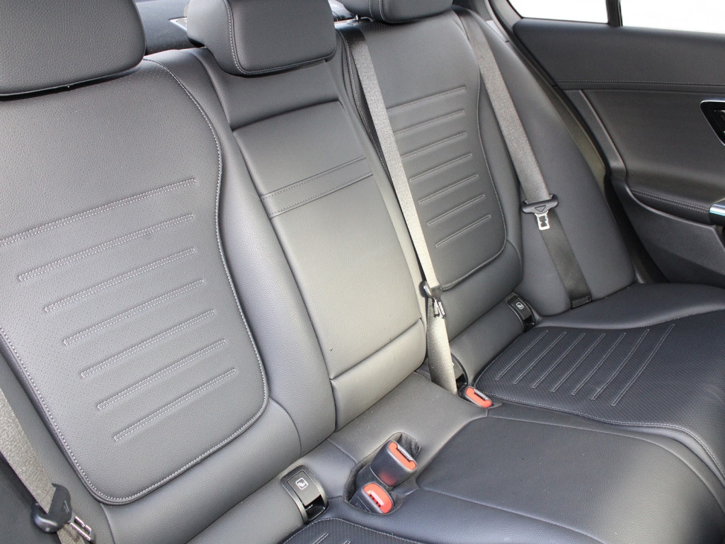 Used Mercedes-Benz C Class 2024 for sale - 76662419: Photo 24