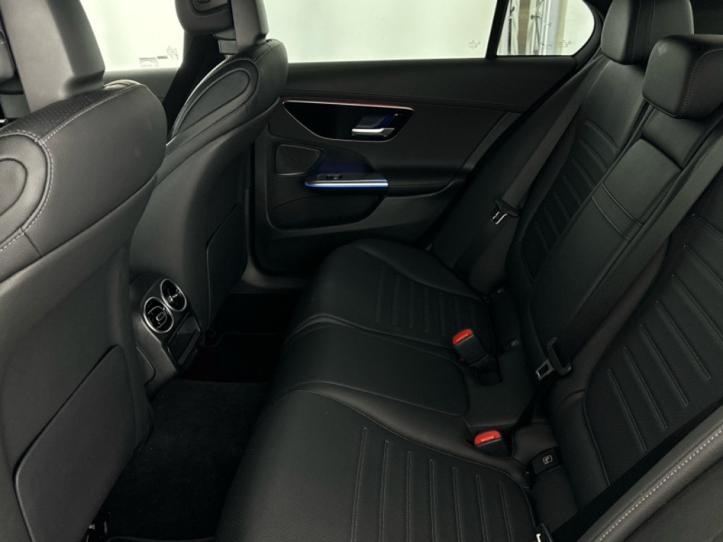 Used Mercedes-Benz C Class 2024 for sale - 76662419: Photo 8