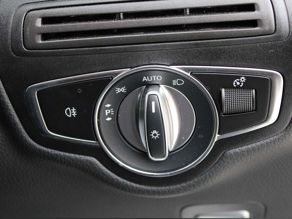 Used Mercedes-Benz GLC 2021 for sale - 76111525: Photo 16