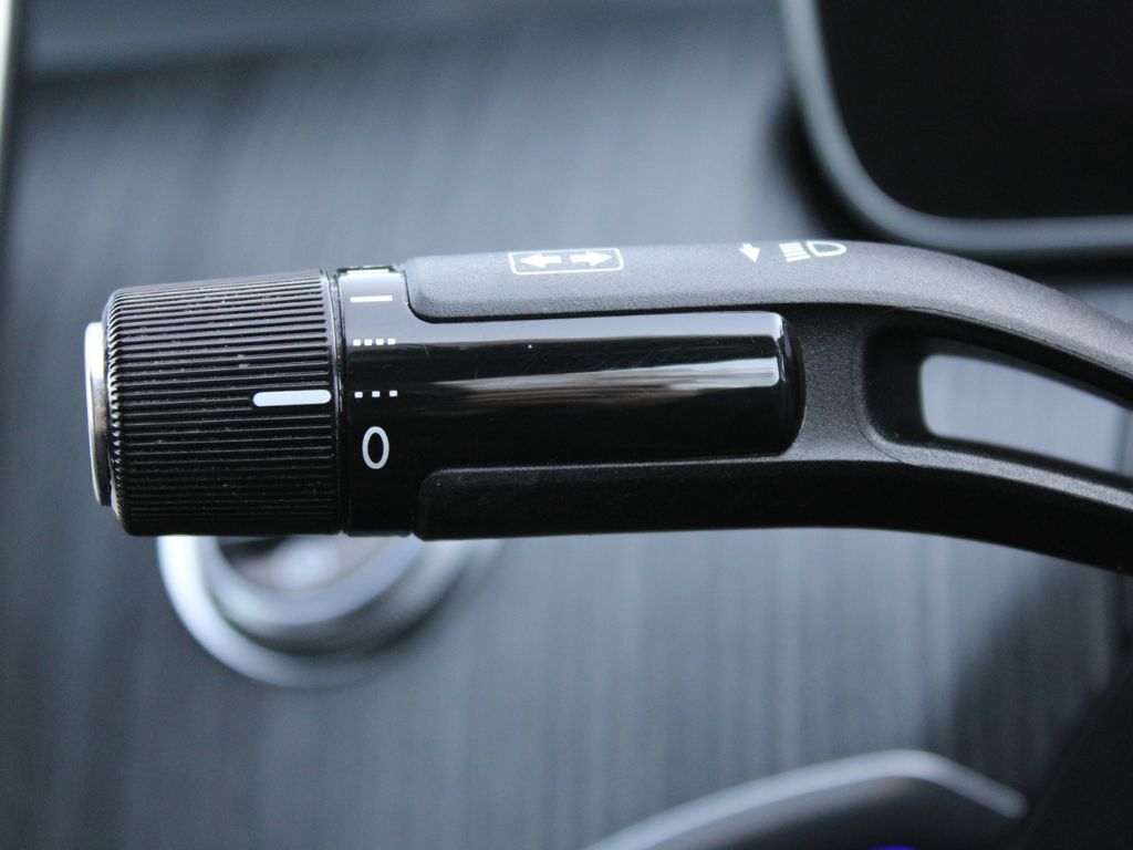 Used Mercedes-Benz C Class 2023 for sale - 76800572: Photo 20