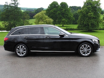 Used Mercedes-Benz C Class 2015 for sale - 76410264: Photo