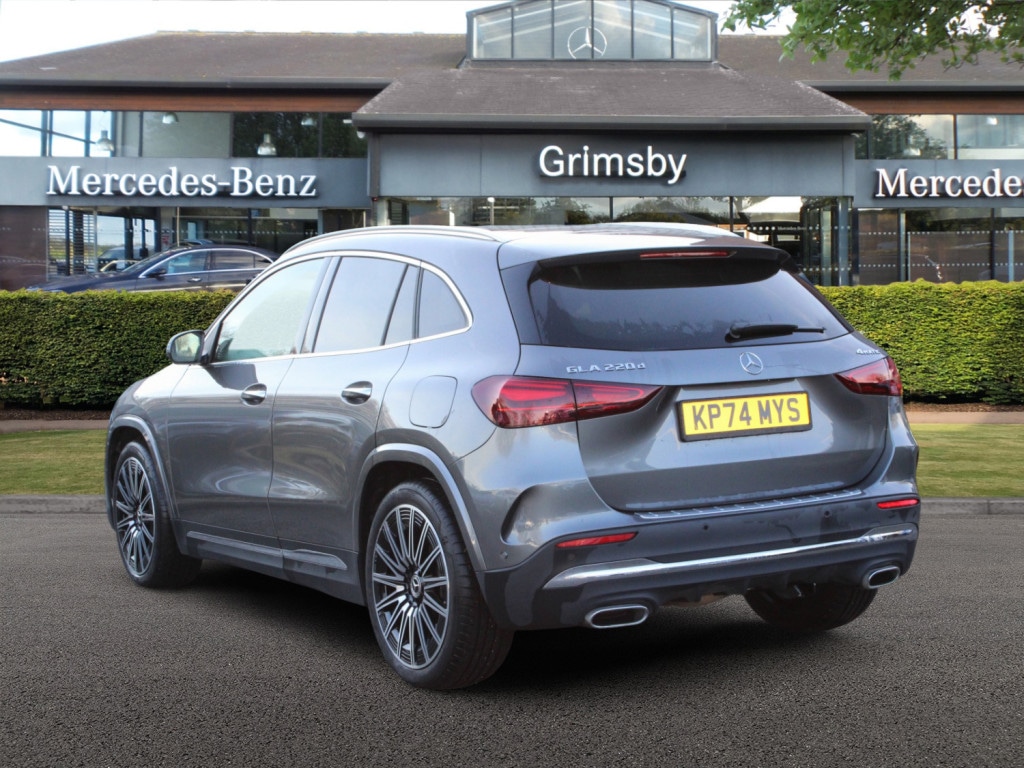 Used Mercedes-Benz GLA 2024 for sale - 76662411: Photo 2