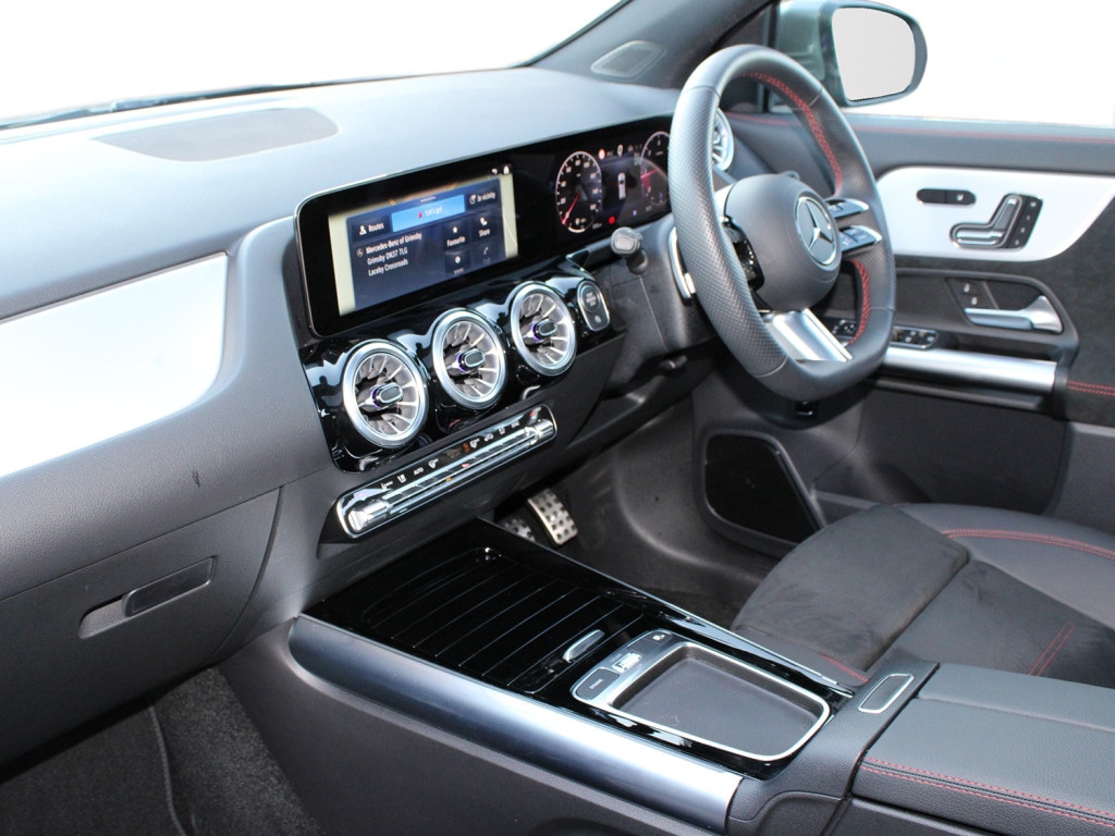 Used Mercedes-Benz GLA 2024 for sale - 76662411: Photo 3