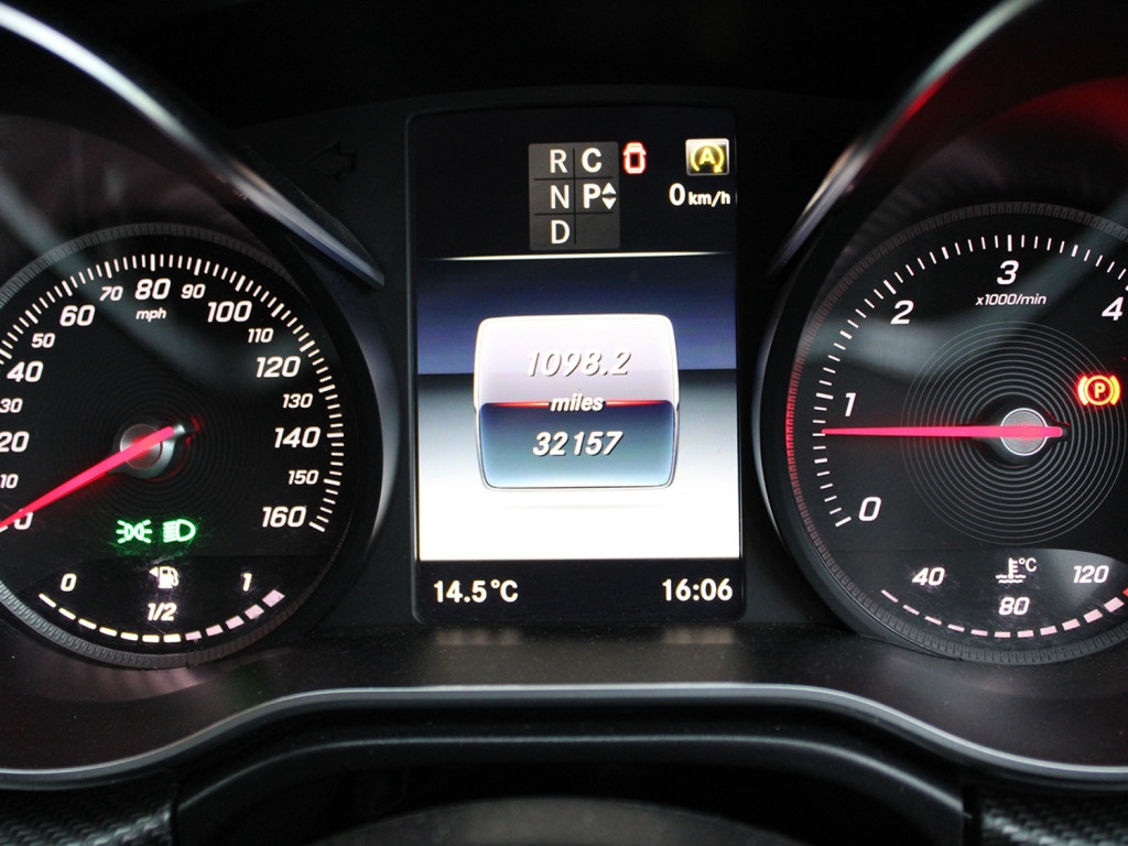 Used Mercedes-Benz V-Class 2019 for sale - 76389747: Photo 9