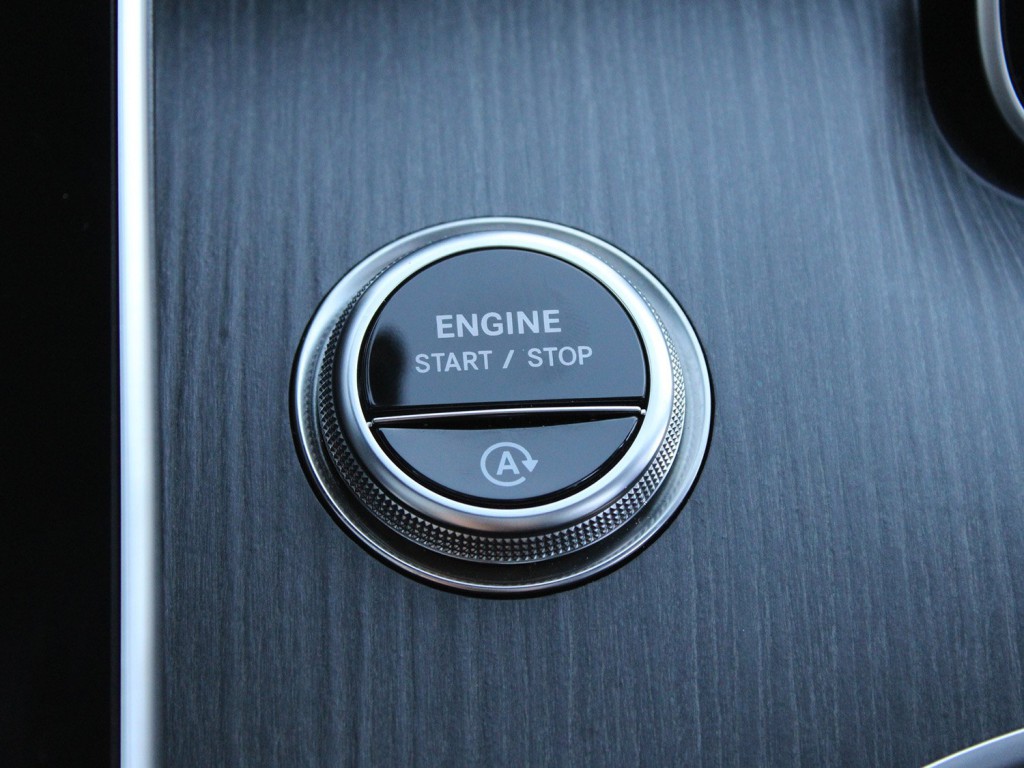 Used Mercedes-Benz C Class 2025 for sale - 77013578: Photo 17