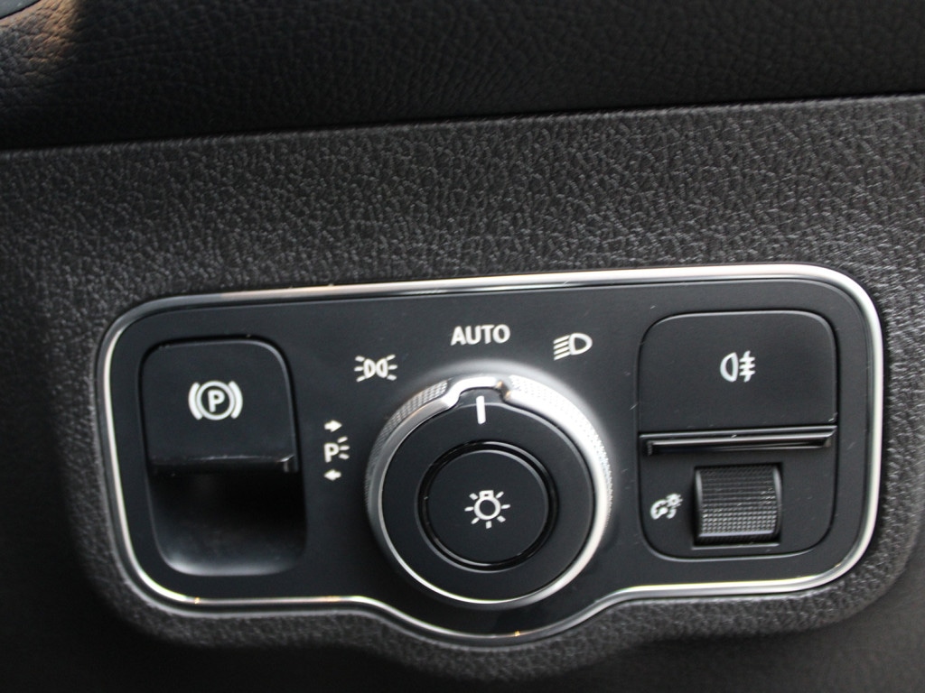 Used Mercedes-Benz GLB 2021 for sale - 76410255: Photo 25