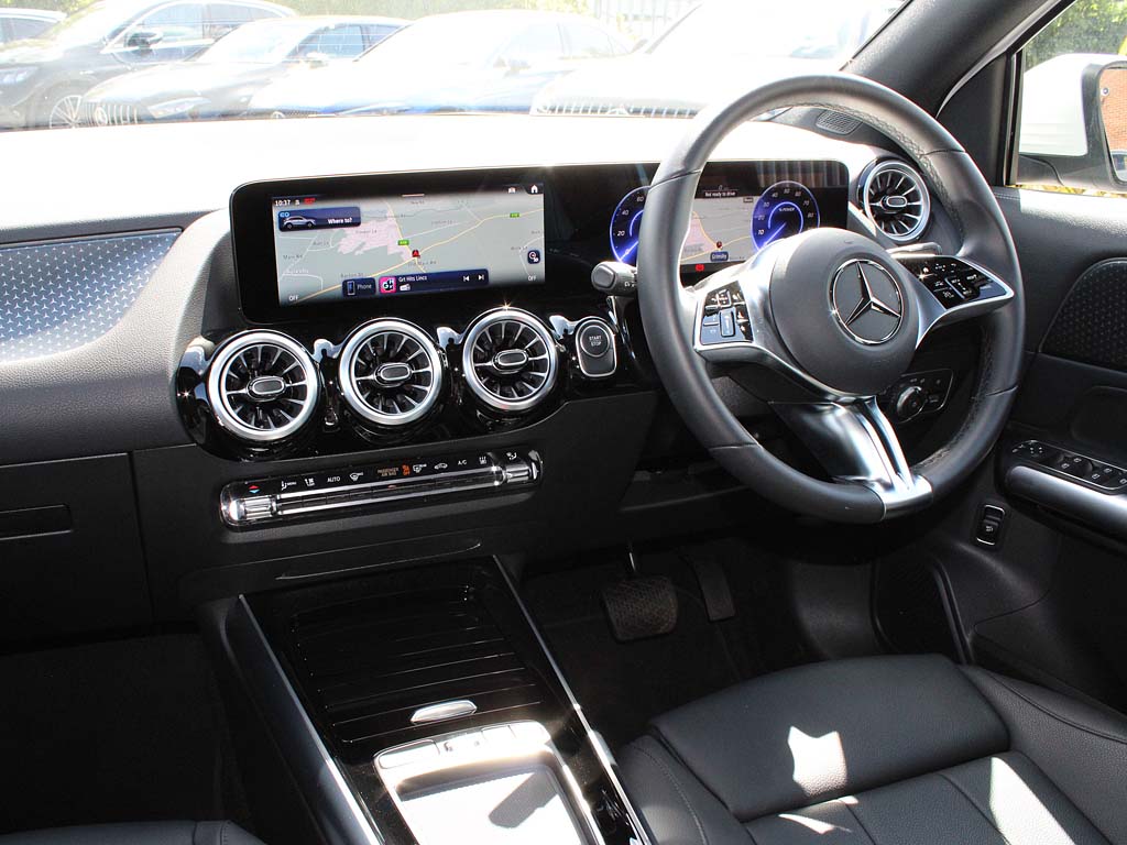 Used Mercedes-Benz EQA 2024 for sale - 76111529: Photo 15