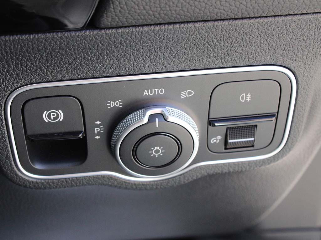 Used Mercedes-Benz EQA 2024 for sale - 76111529: Photo 31