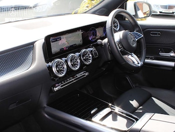 Used Mercedes-Benz EQA 2024 for sale - 76111529: Photo 3