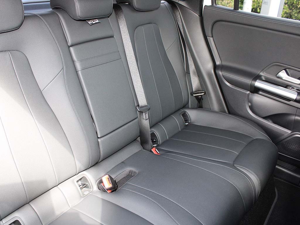 Used Mercedes-Benz EQA 2024 for sale - 76111529: Photo 8