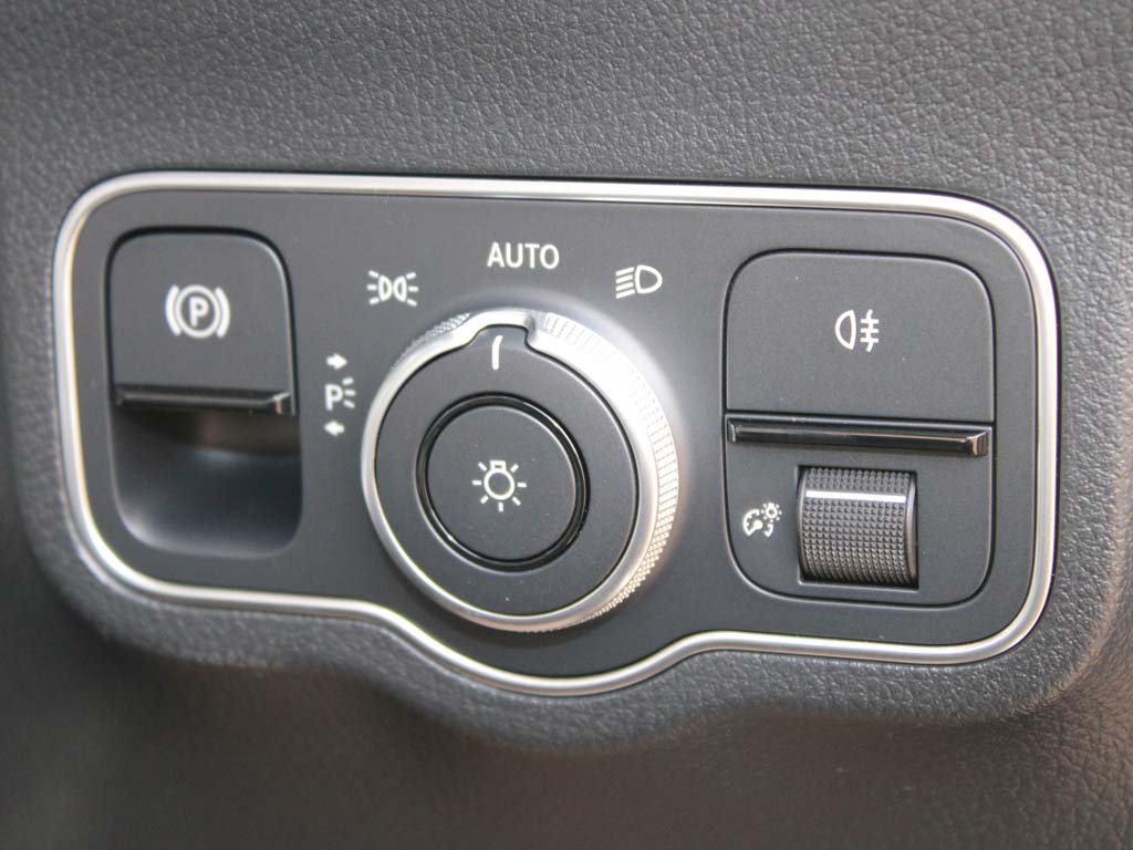 Used Mercedes-Benz GLA 2024 for sale - 76110765: Photo 30