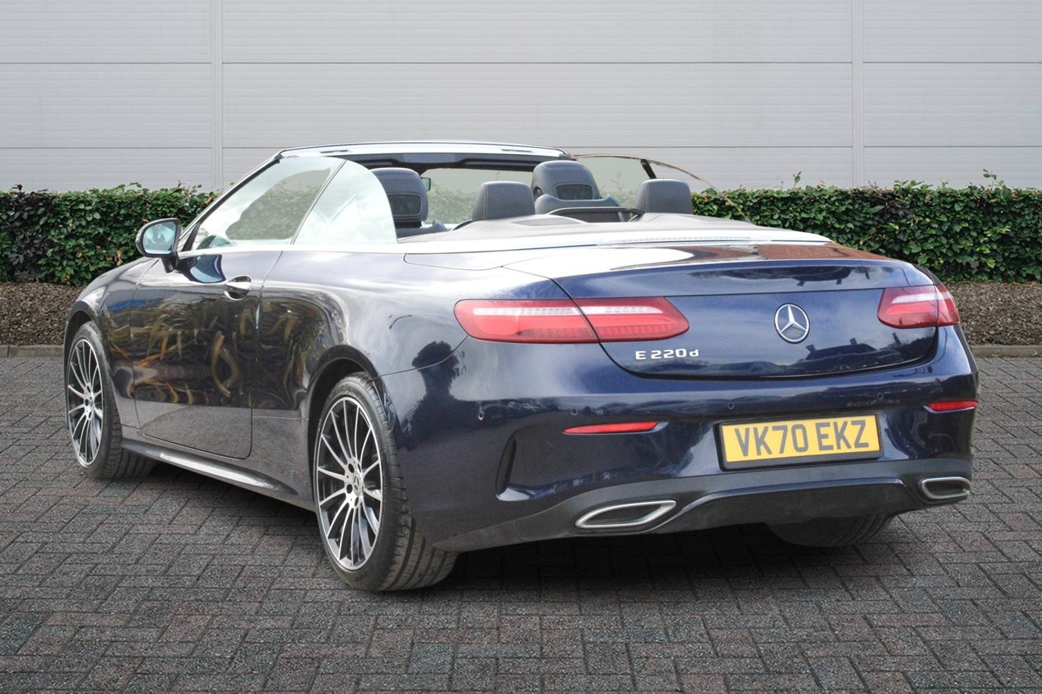 Used Mercedes-Benz E Class 2020 for sale - 77725129: Photo 2