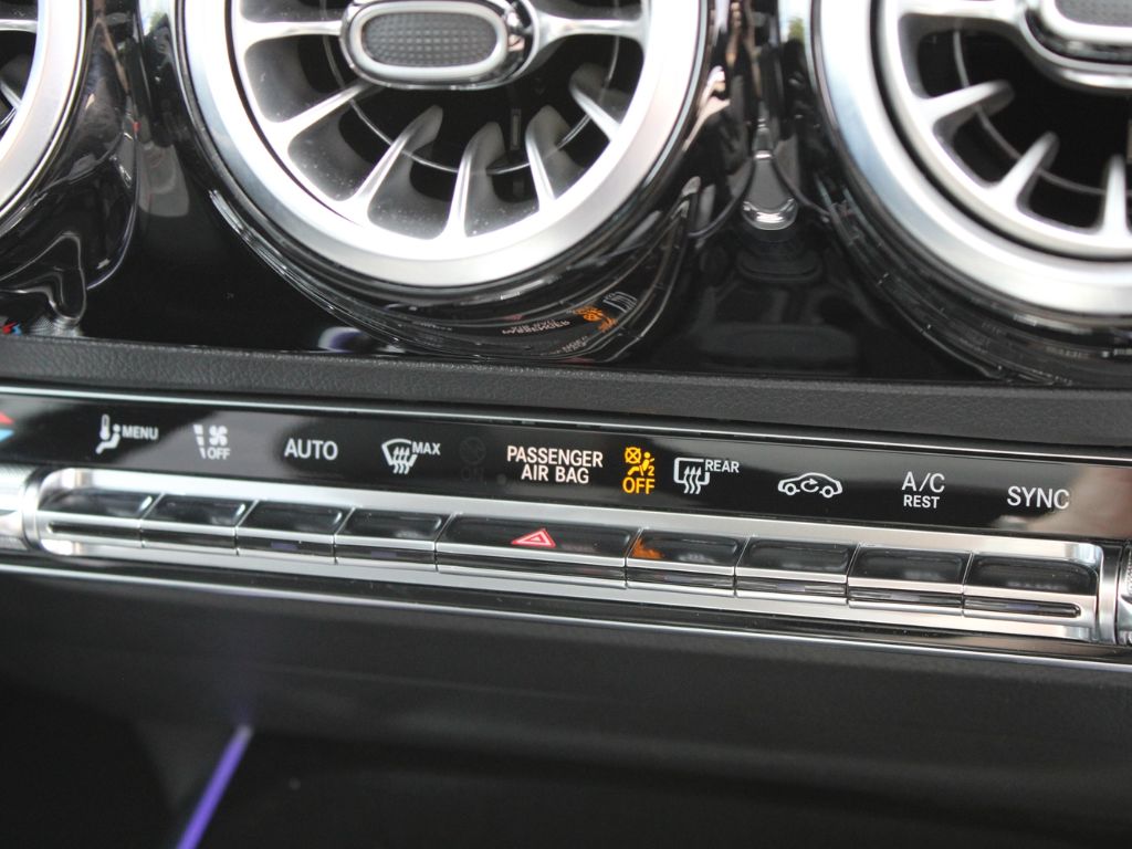 Used Mercedes-Benz GLA 2024 for sale - 76888285: Photo 16