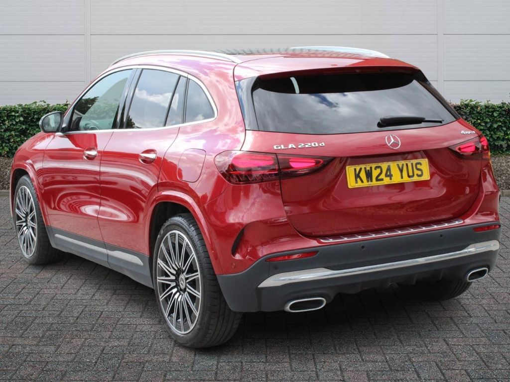 Used Mercedes-Benz GLA 2024 for sale - 76888285: Photo 2