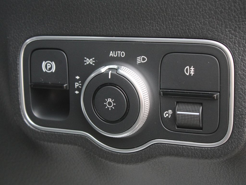 Used Mercedes-Benz GLA 2024 for sale - 76888285: Photo 20