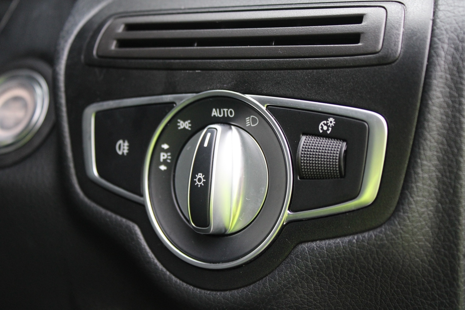 Used Mercedes-Benz GLC 2022 for sale - 77724930: Photo 19