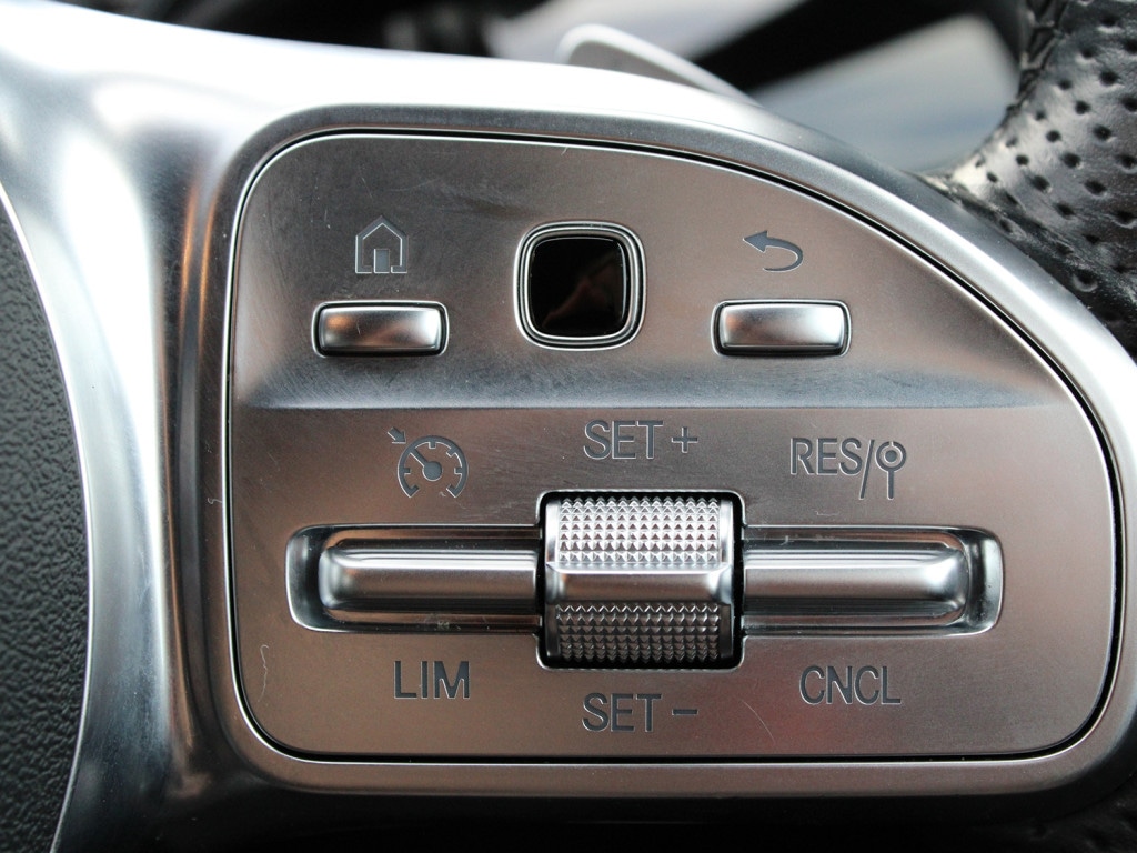 Used Mercedes-Benz GLA 2021 for sale - 76400343: Photo 17