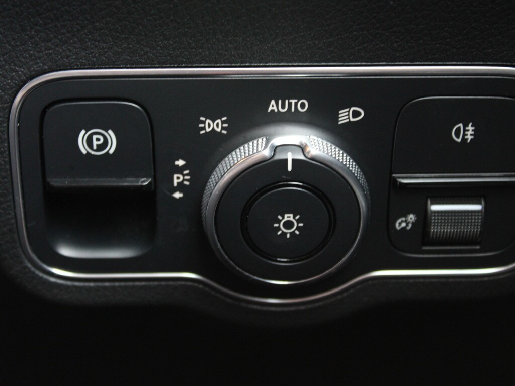 Used Mercedes-Benz GLA 2021 for sale - 76400343: Photo 20