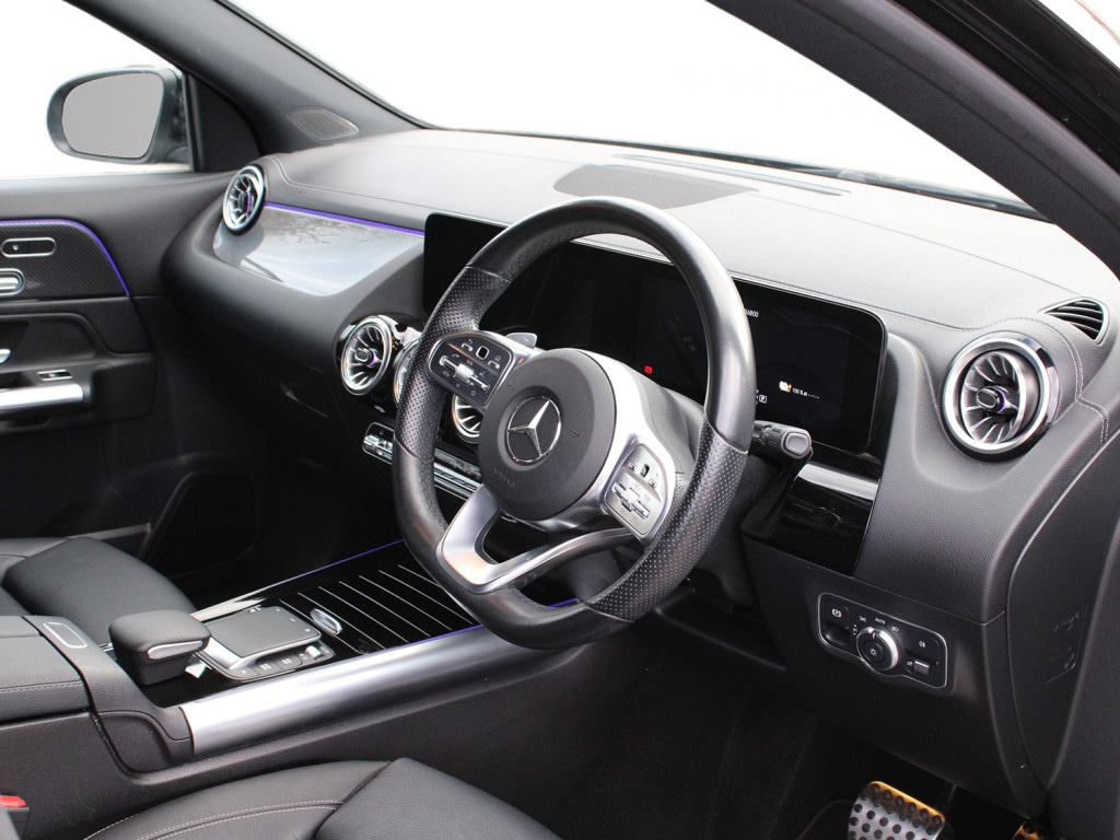 Used Mercedes-Benz GLA 2021 for sale - 76400343: Photo 3