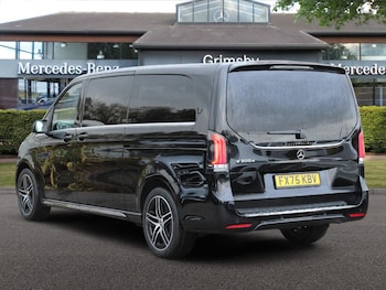 Used Mercedes-Benz V-Class 2025 for sale - 77427490: Photo