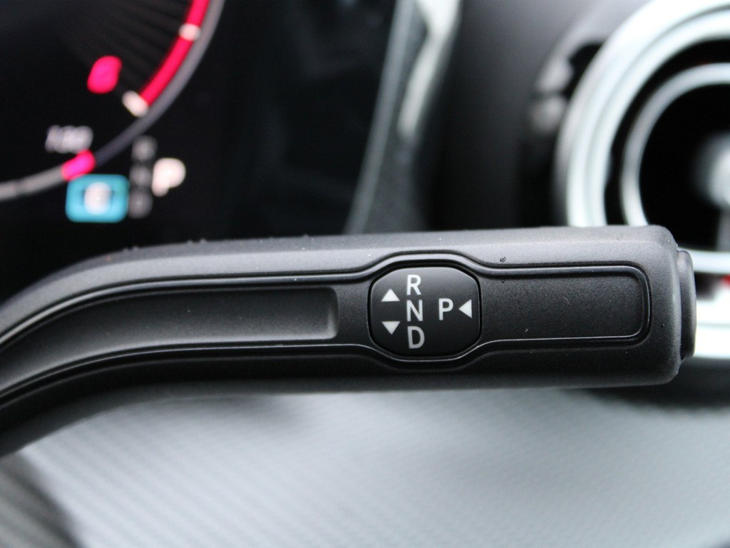 Used Mercedes-Benz V-Class 2025 for sale - 77427490: Photo 30