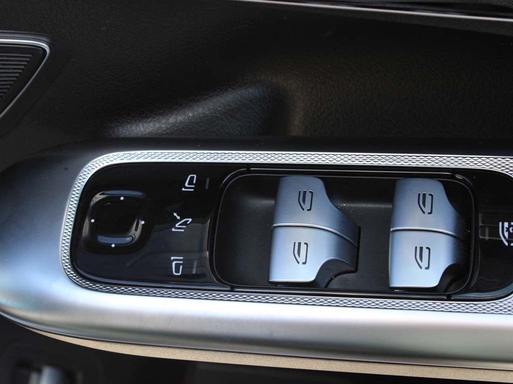 Used Mercedes-Benz EQA 2025 for sale - 76111523: Photo 30