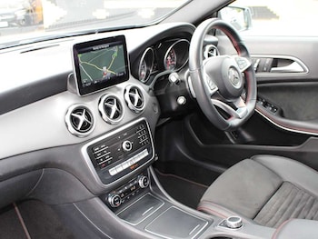 Used Mercedes-Benz GLA 2019 for sale - 75416323: Photo