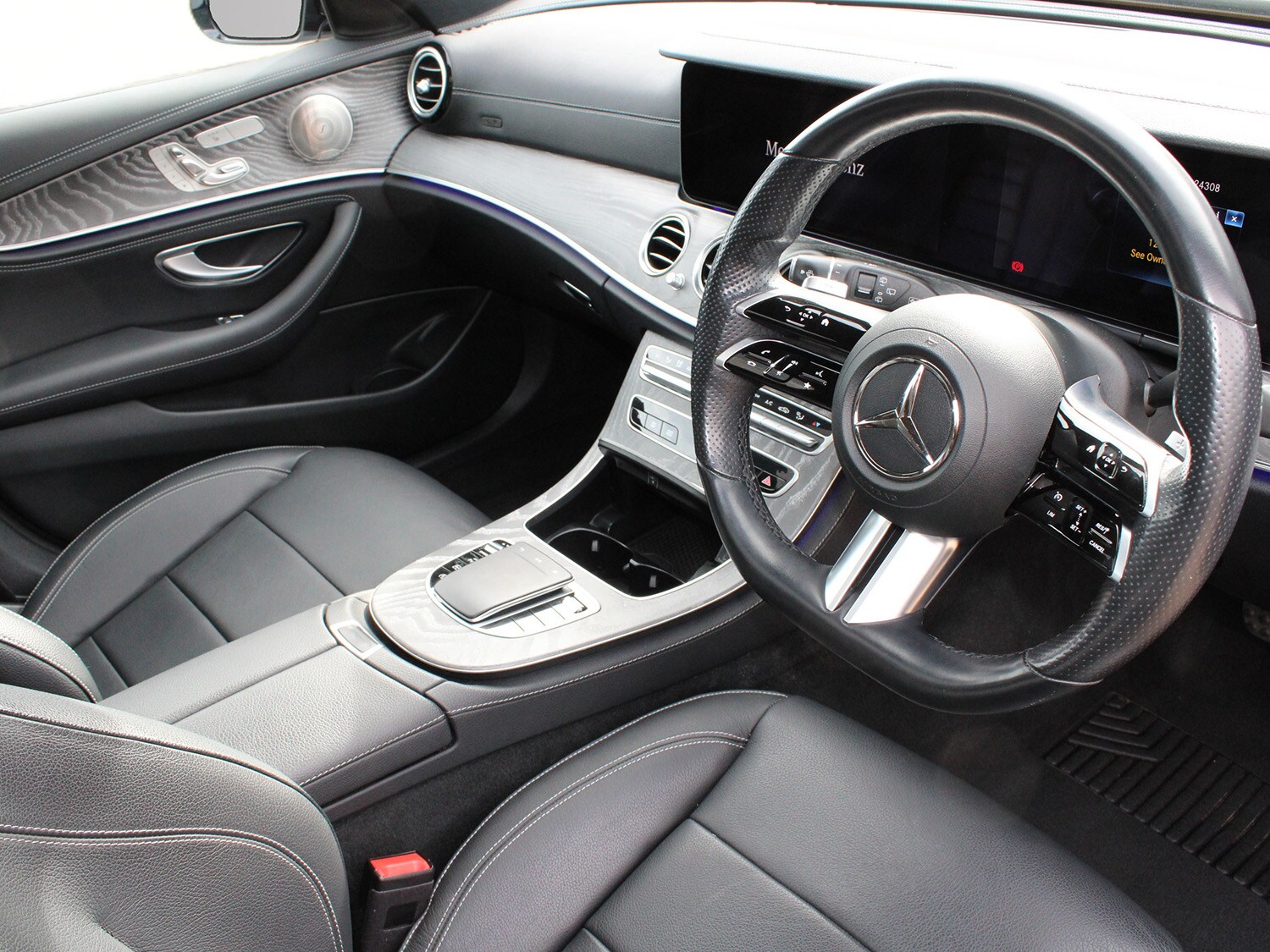 Used Mercedes-Benz E Class 2021 for sale - 76400339: Photo 17