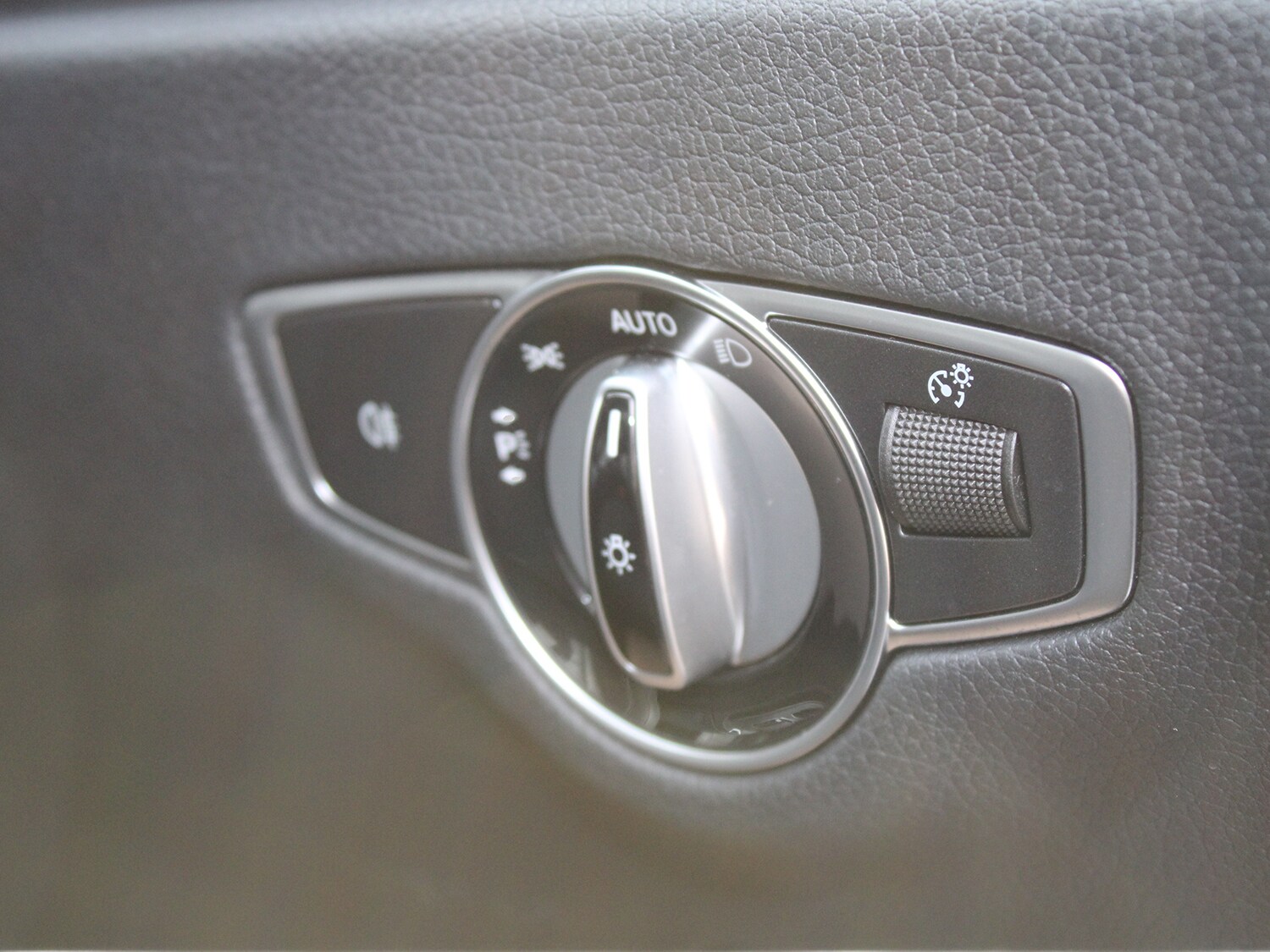 Used Mercedes-Benz E Class 2021 for sale - 76400339: Photo 30