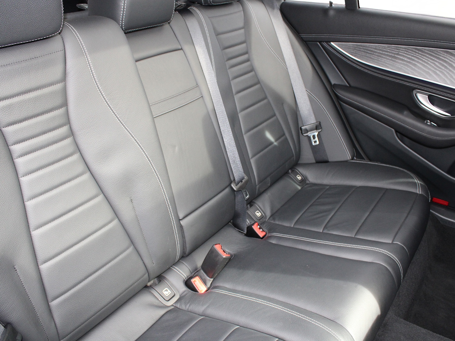 Used Mercedes-Benz E Class 2021 for sale - 76400339: Photo 8