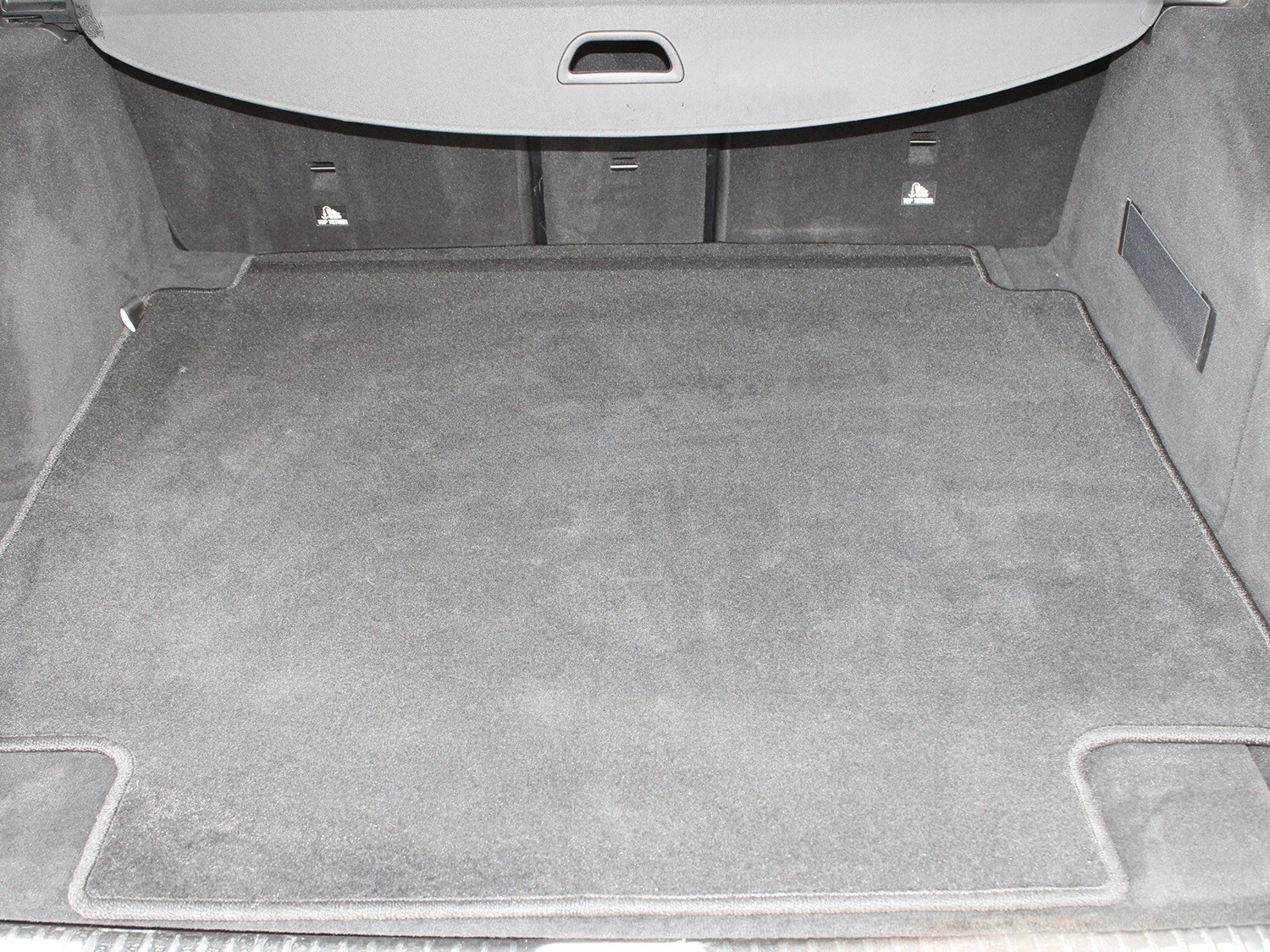 Used Mercedes-Benz E Class 2021 for sale - 76400339: Photo 9