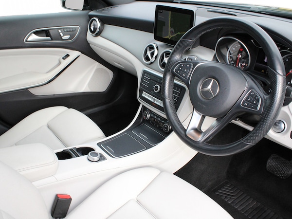 Used Mercedes-Benz GLA 2018 for sale - 76296946: Photo 25