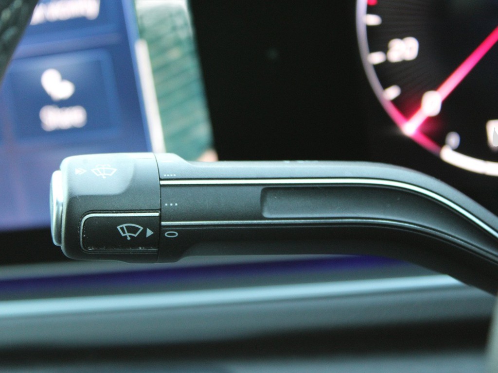 Used Mercedes-Benz GLE 2024 for sale - 77013493: Photo 30