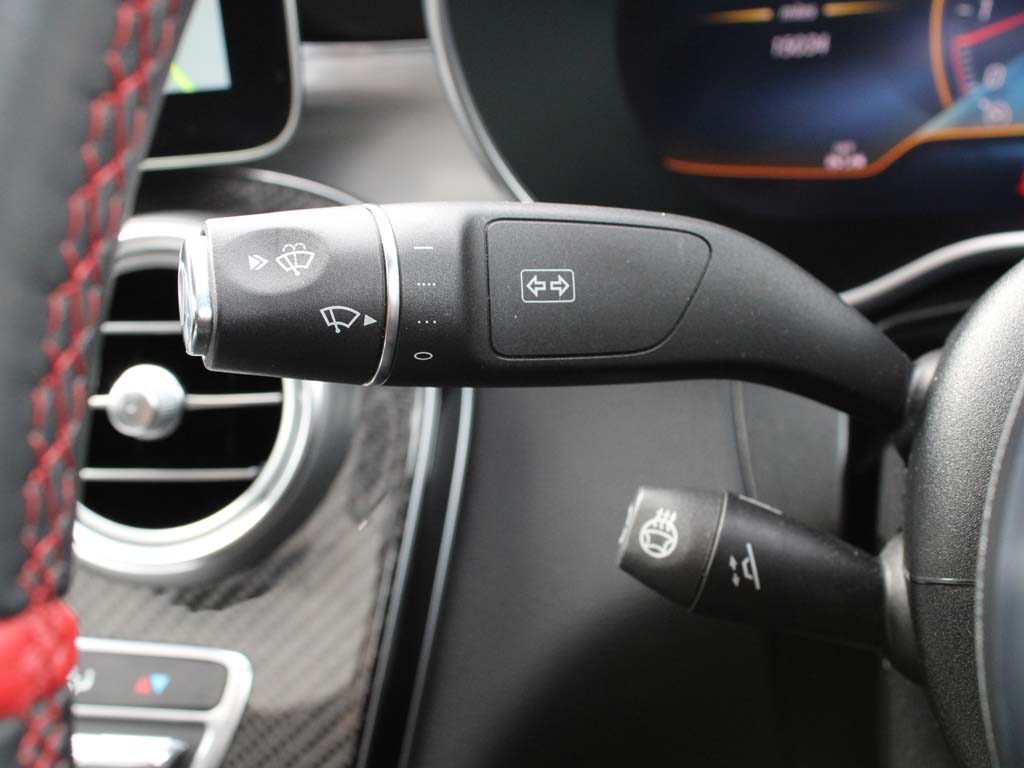 Vehicle 33