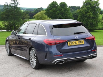 Used Mercedes-Benz C-Class 2024 for sale - 76111572: Photo 2