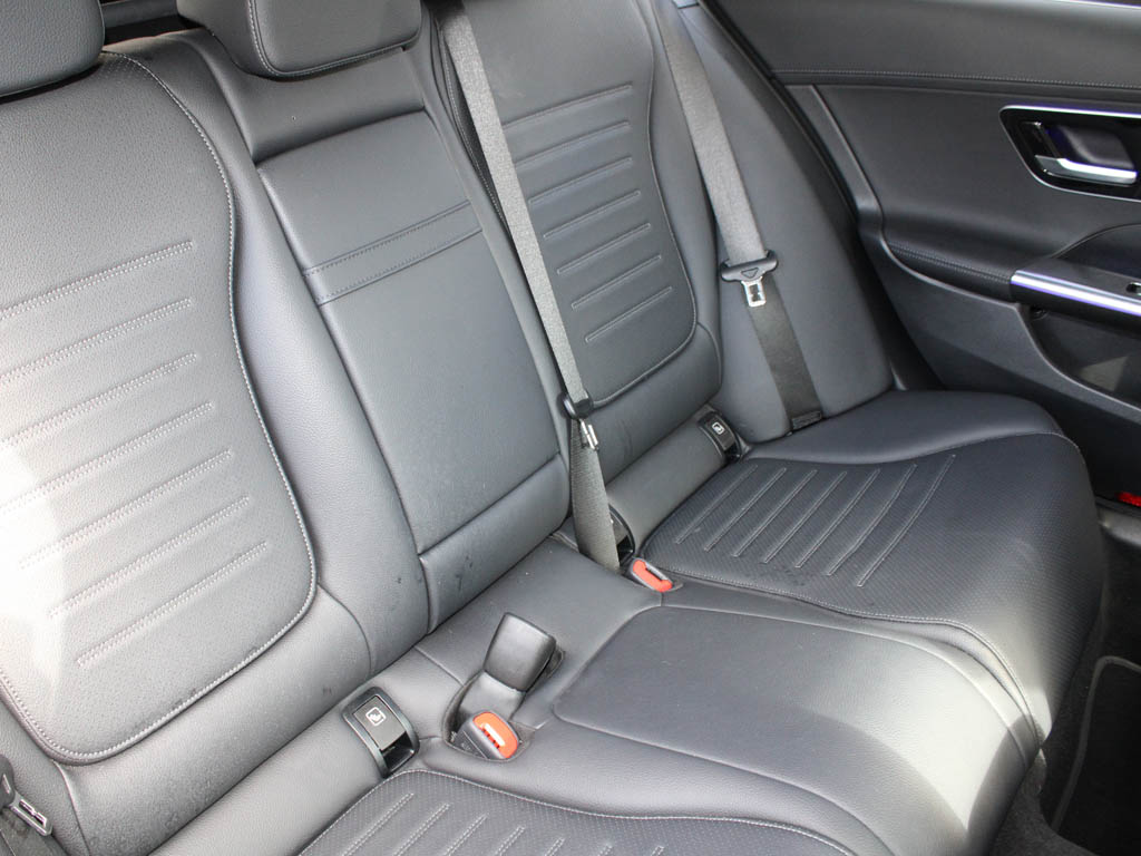 Used Mercedes-Benz C-Class 2024 for sale - 76111572: Photo 8