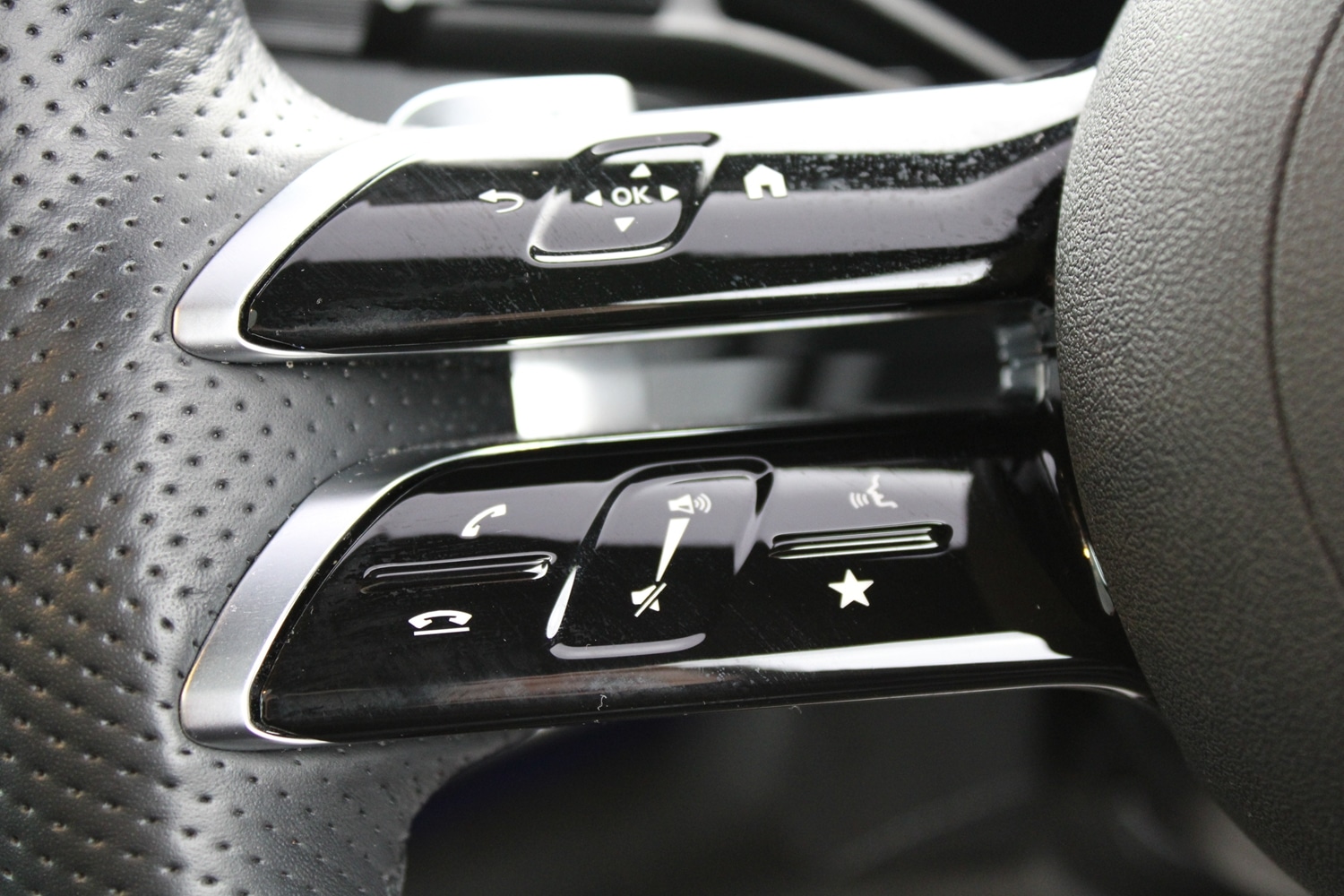 Used Mercedes-Benz EQA 2023 for sale - 76716660: Photo 31