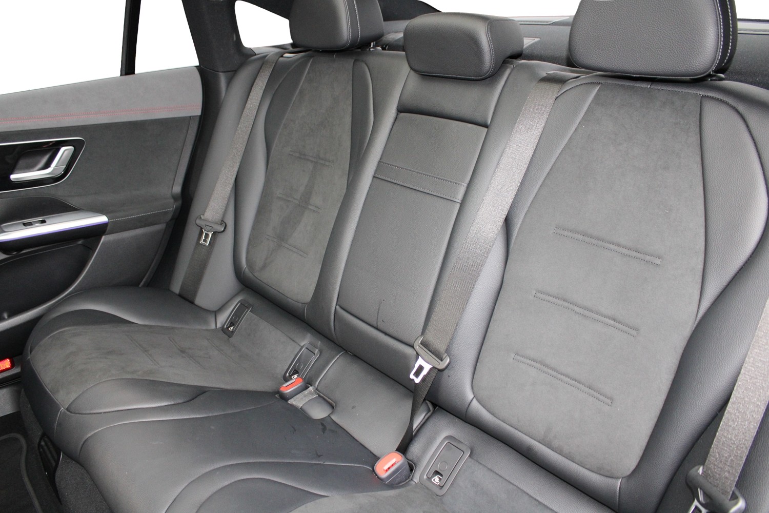 Used Mercedes-Benz EQA 2023 for sale - 76716660: Photo 9