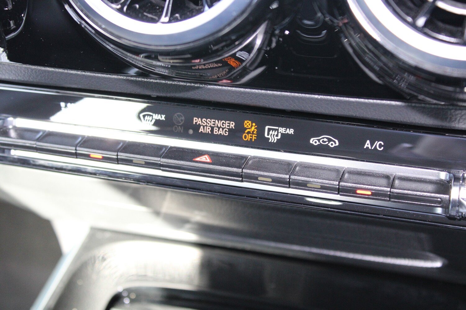 Used Mercedes-Benz GLA 2025 for sale - 77755168: Photo 24