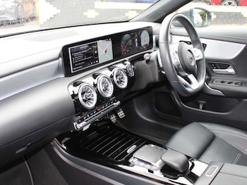 Used Mercedes-Benz CLA 2021 for sale - 76110806: Photo 3