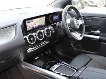 Used Mercedes-Benz GLA 2024 for sale - 74600779: Photo