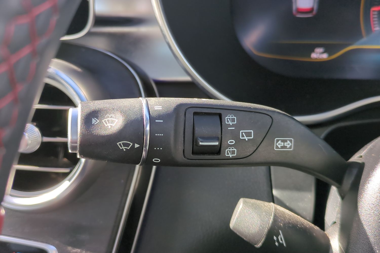 Used Mercedes-Benz GLC 2020 for sale - 78206401: Photo 15