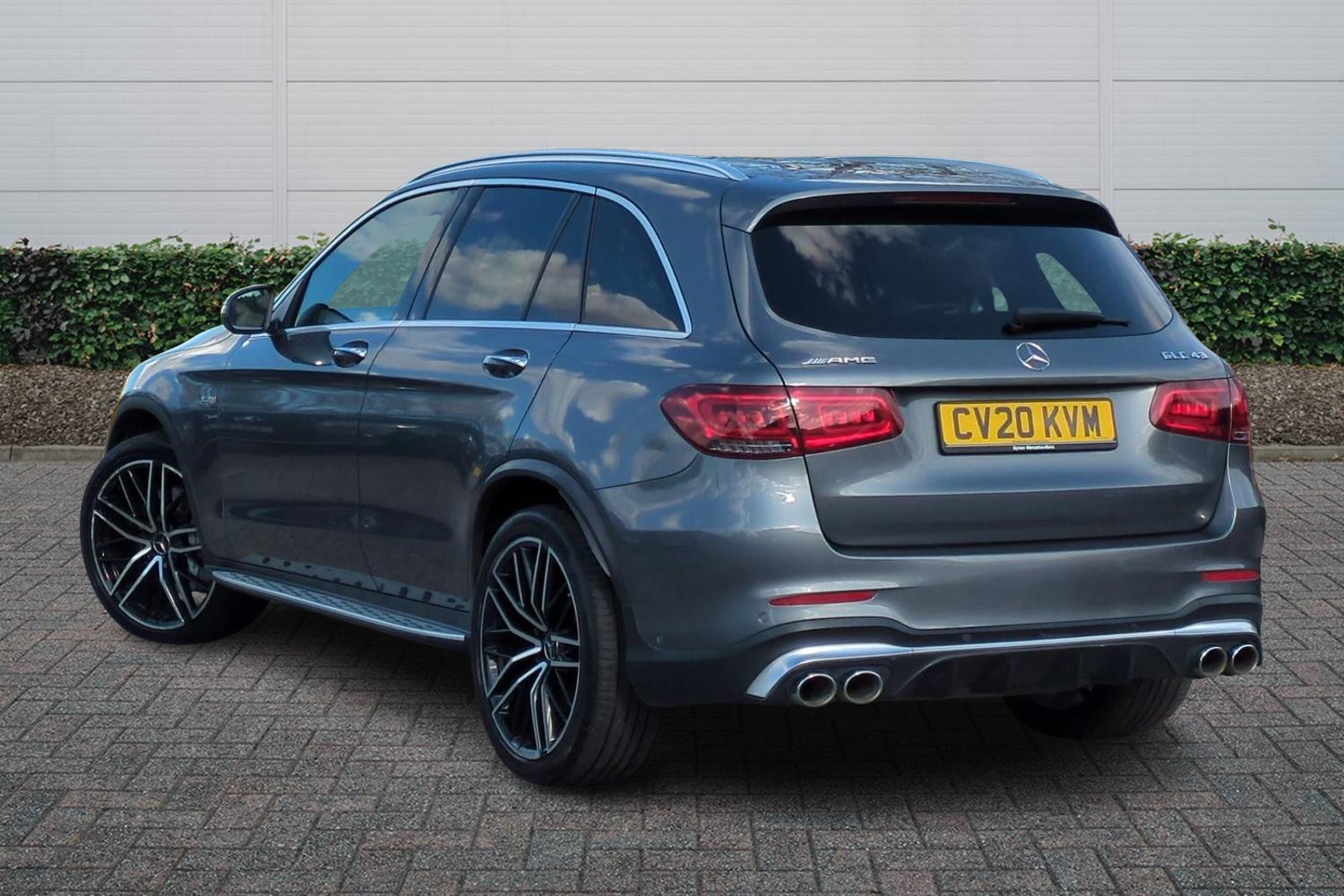 Used Mercedes-Benz GLC 2020 for sale - 78206401: Photo 2