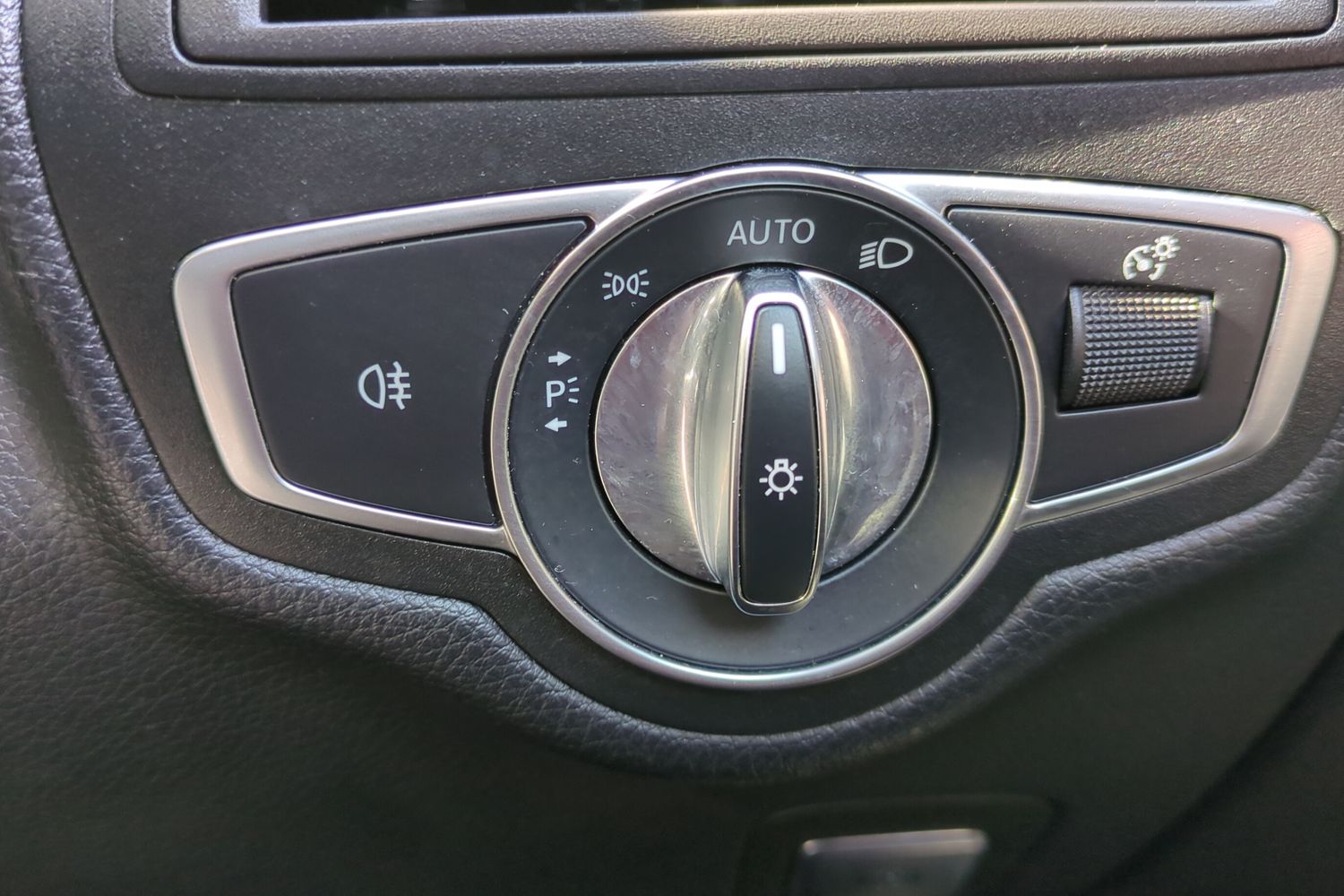 Used Mercedes-Benz GLC 2020 for sale - 78206401: Photo 21